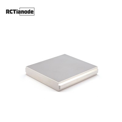Cible plate en titane
